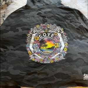 SANTA CRUZ COVE • CROPPED HOODIE• SIZE LARGE